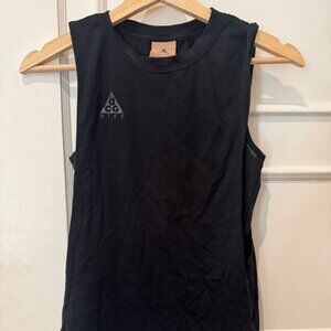Vintage Nike ACG tank Size XXS